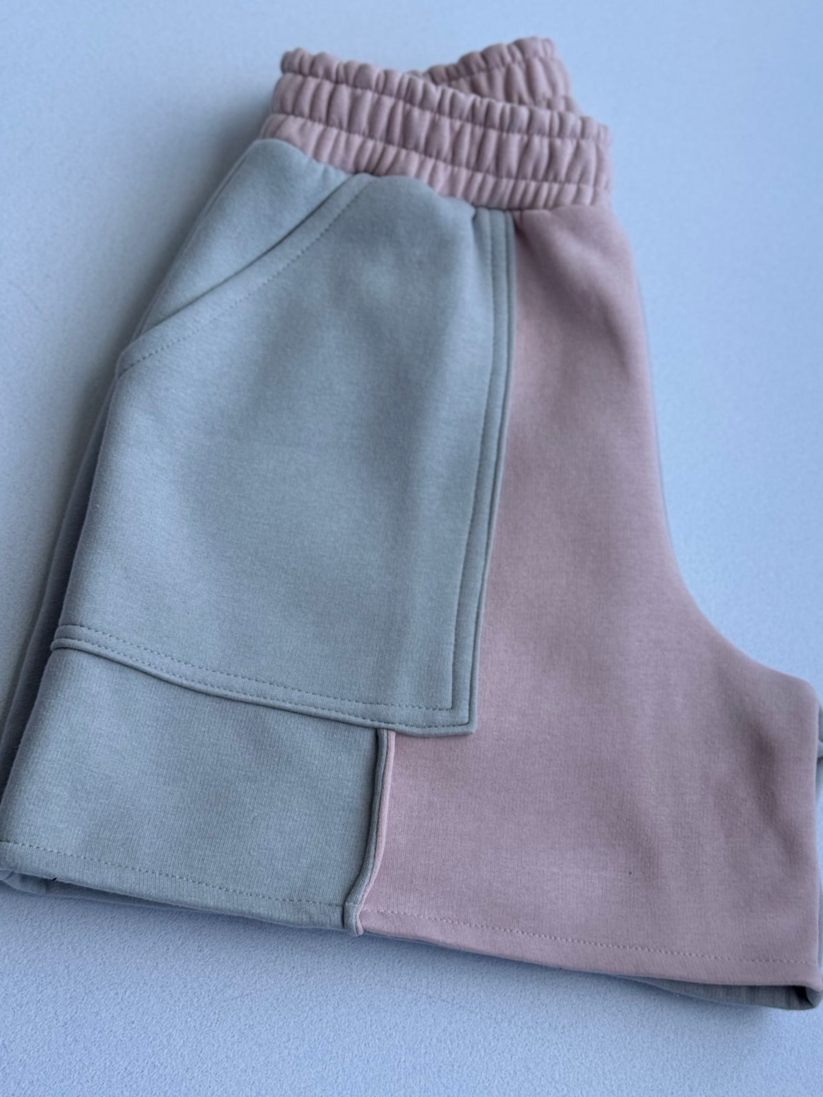 Short Bicolor Gris y Rosa
