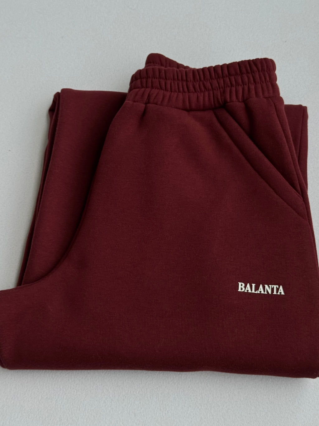 Sudadera Jogger Clásica Vino