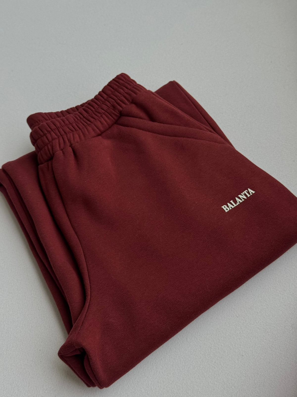 Sudadera Jogger Clásica Vino