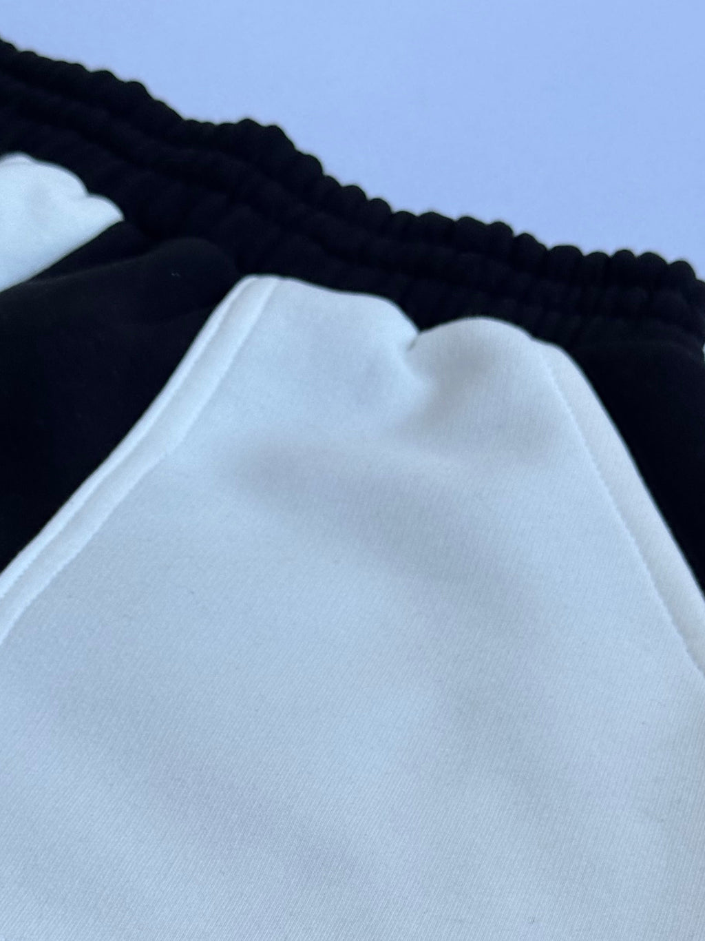 Shorts bicolor Blanco y Negro