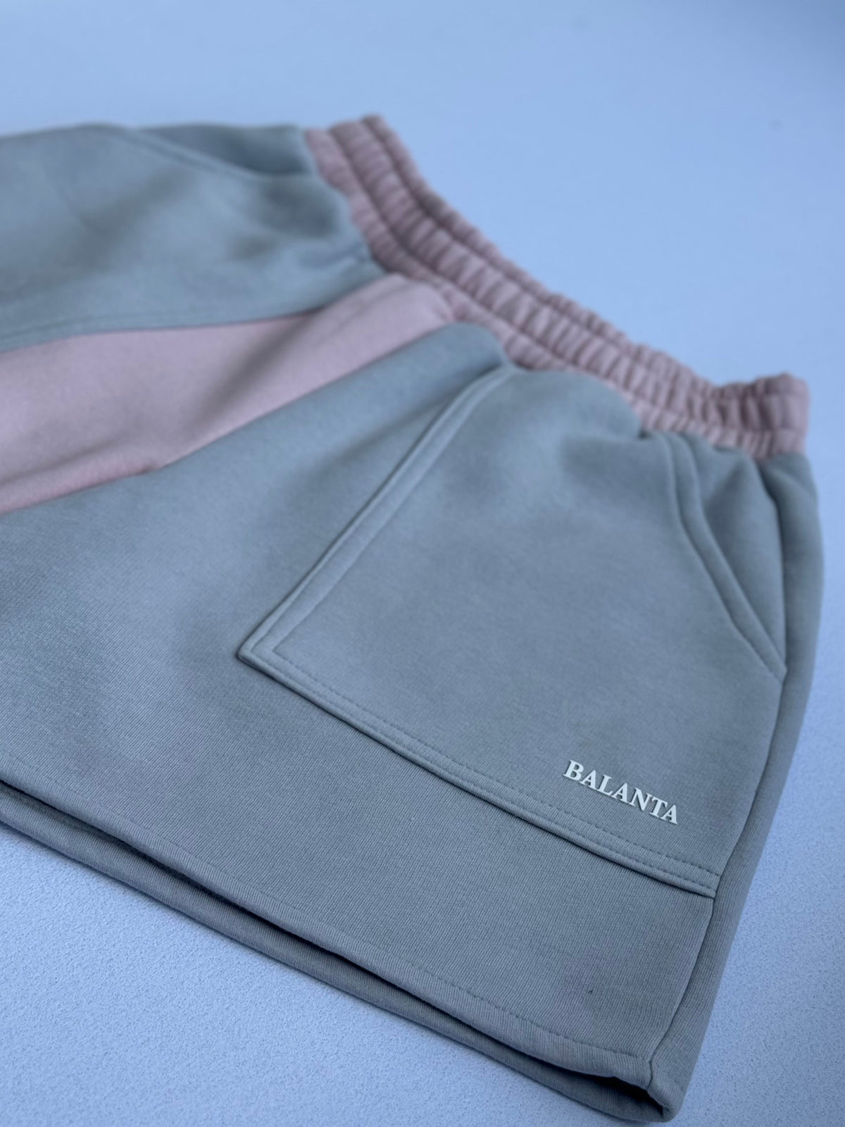 Short Bicolor Gris y Rosa